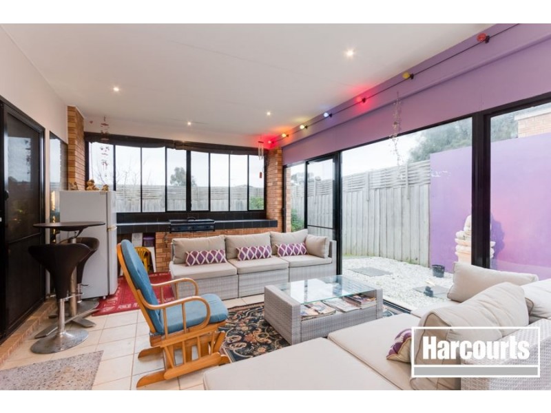 9 Rowcroft Avenue, Lynbrook VIC 3975