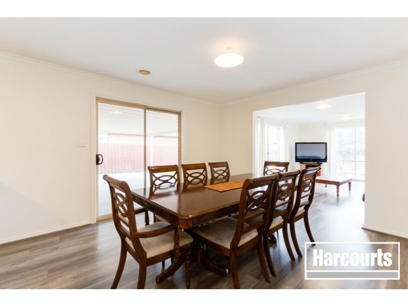 21 Hanrahan Wynd, Lynbrook VIC 3975