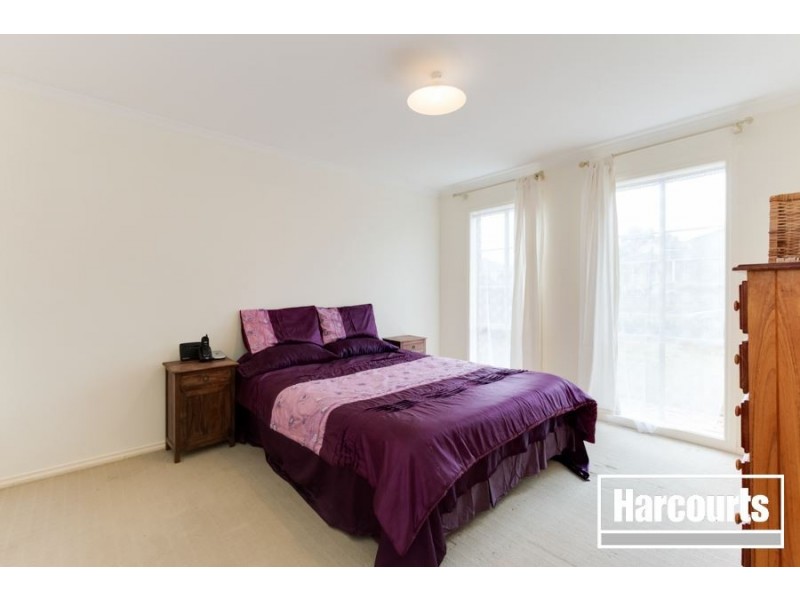 21 Hanrahan Wynd, Lynbrook VIC 3975