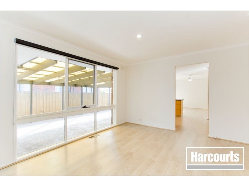 73 Duff Street, Cranbourne VIC 3977