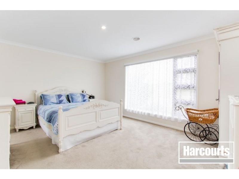 110 William Thwaites Boulevard, Cranbourne North VIC 3977