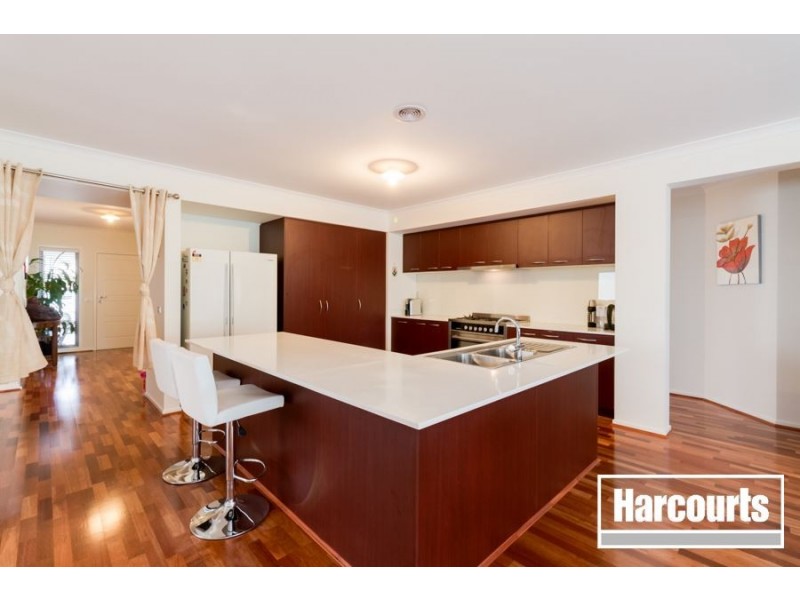 1 Statesman Circuit, Cranbourne East VIC 3977