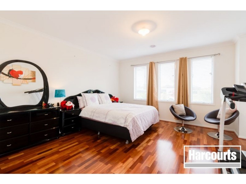 1 Statesman Circuit, Cranbourne East VIC 3977