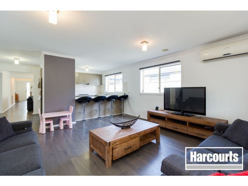 87 Broad Oak Drive, Cranbourne East VIC 3977