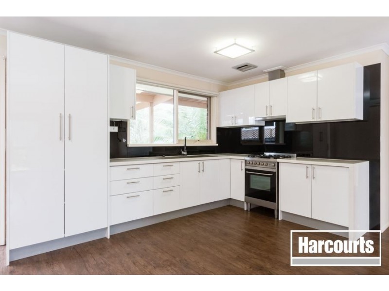 21 Glenbourne Road, Cranbourne VIC 3977