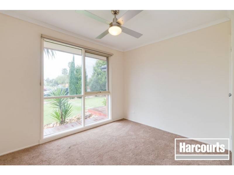 21 Glenbourne Road, Cranbourne VIC 3977