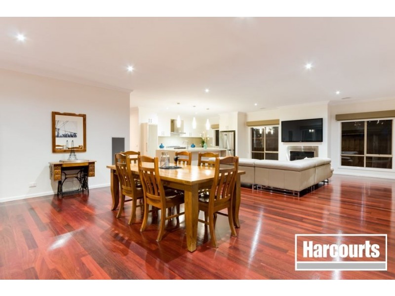 26 Skyline Way, Berwick VIC 3806