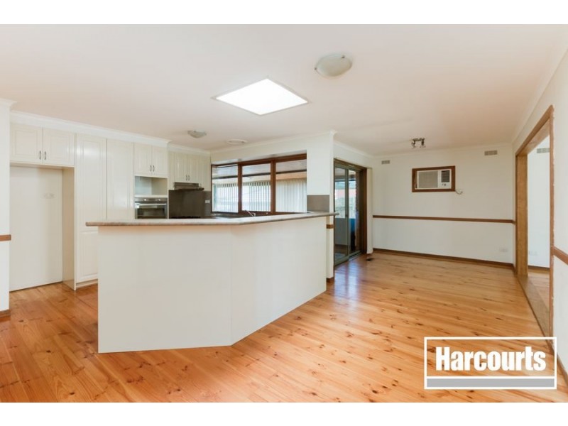 7 Phillip Court, Cranbourne North VIC 3977