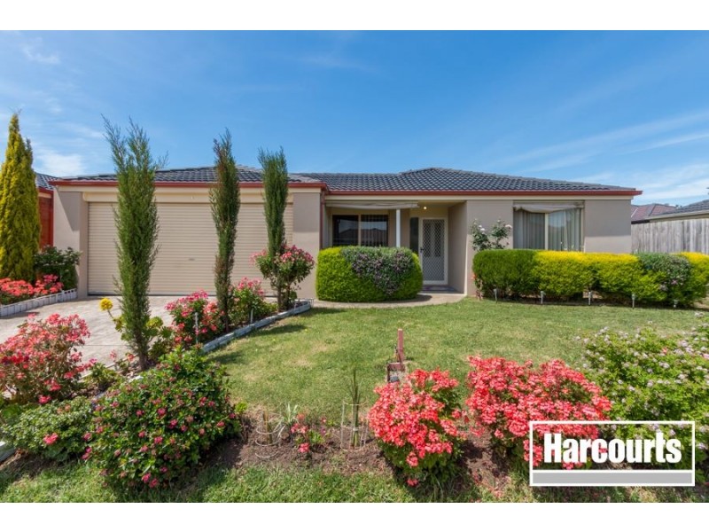 6 Providence Drive, Cranbourne West VIC 3977