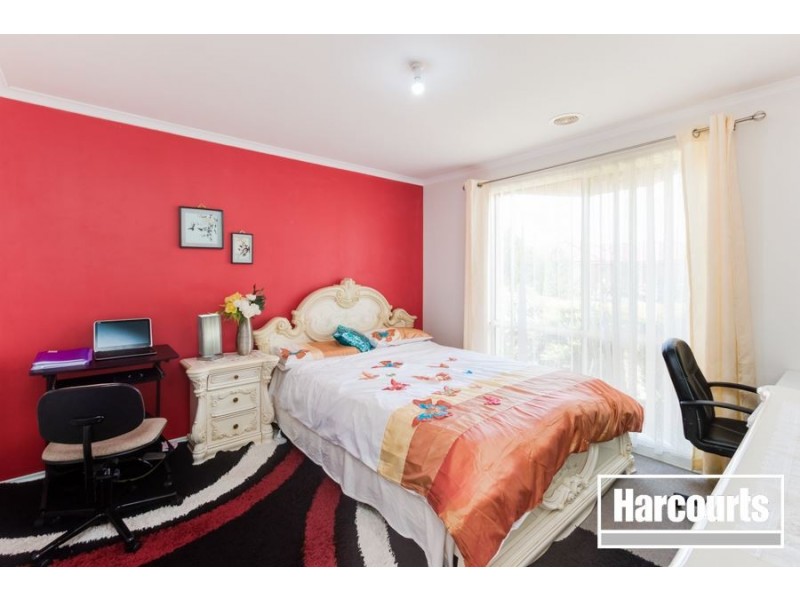 6 Providence Drive, Cranbourne West VIC 3977