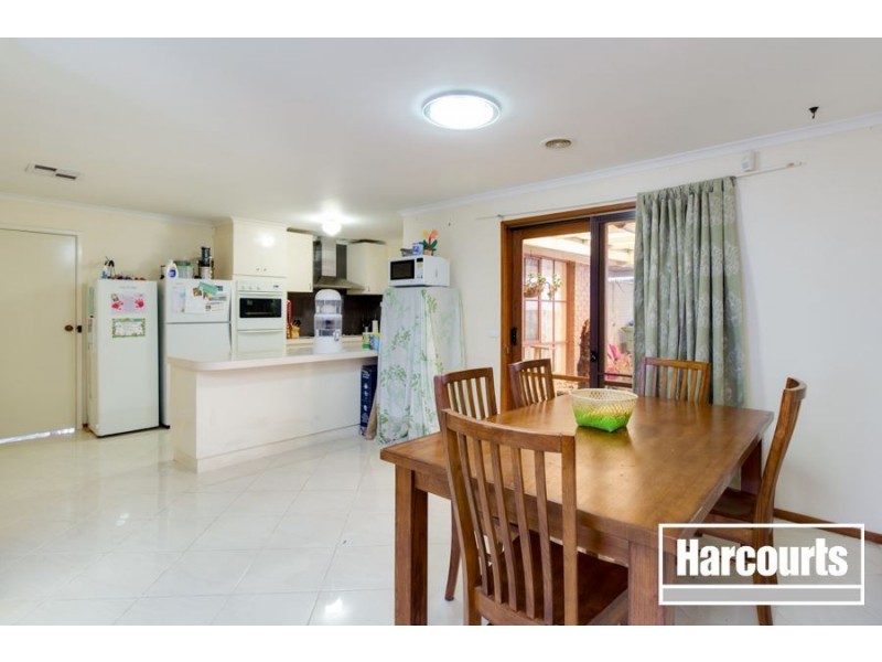 10 Ivan Crescent, Hampton Park VIC 3976