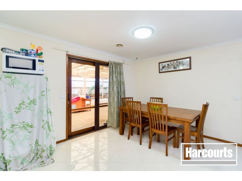10 Ivan Crescent, Hampton Park VIC 3976