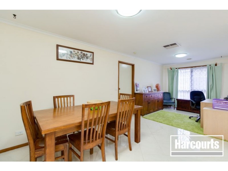 10 Ivan Crescent, Hampton Park VIC 3976