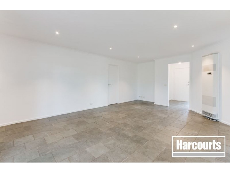 7 Stone Court, Cranbourne North VIC 3977