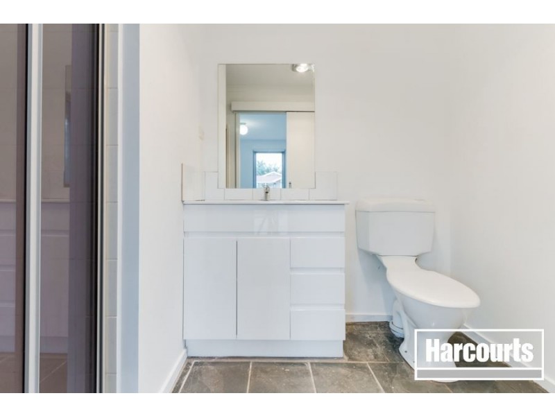 7 Stone Court, Cranbourne North VIC 3977