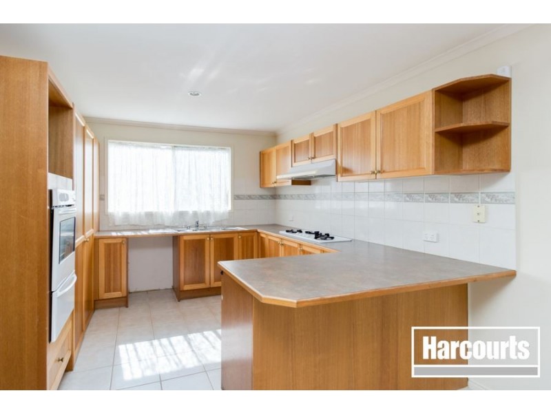6 Butterwick Terrace, Cranbourne East VIC 3977