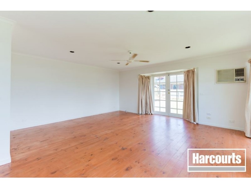 7 Highview Avenue, Cranbourne VIC 3977