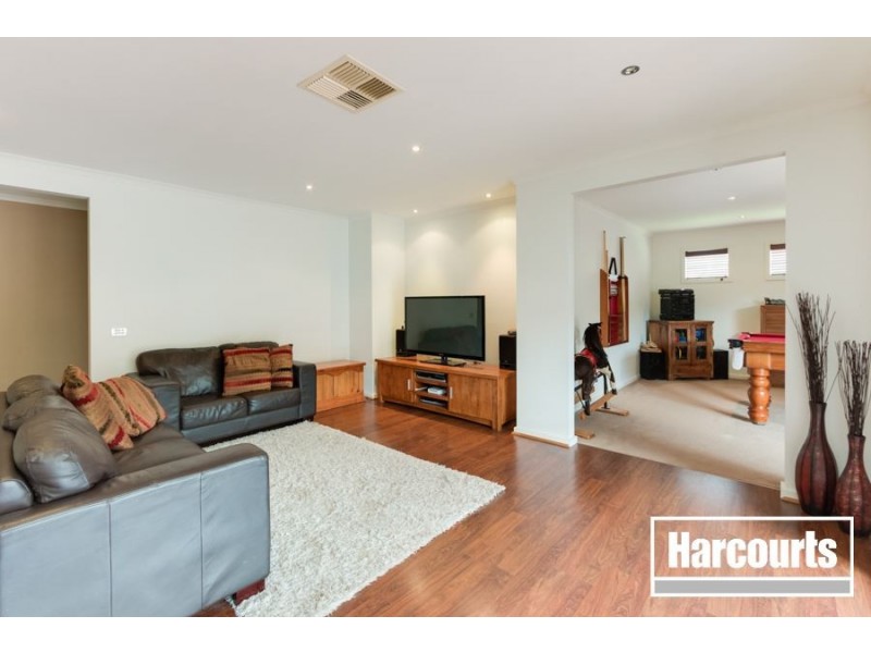 17 Trevino Way, Cranbourne North VIC 3977