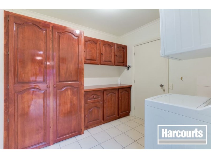 15 Elk Turn, Cranbourne VIC 3977