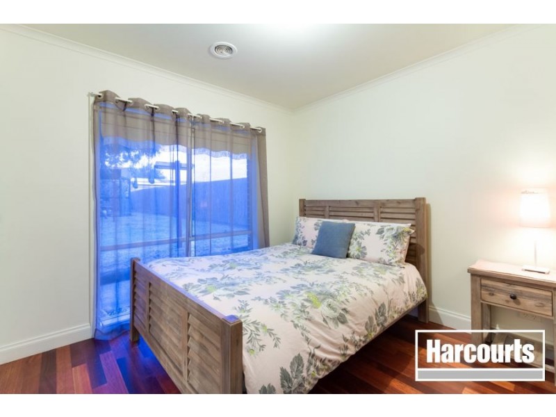 15 Elk Turn, Cranbourne VIC 3977