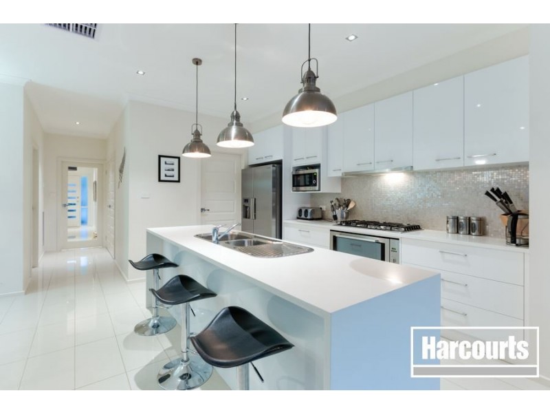 3 Celsius Drive, Cranbourne North VIC 3977