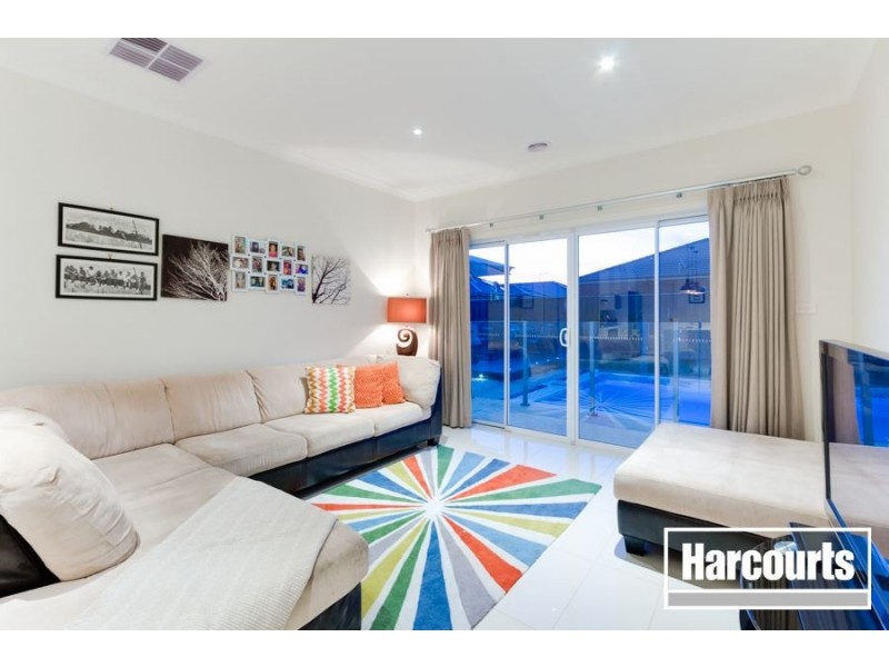 3 Celsius Drive, Cranbourne North VIC 3977