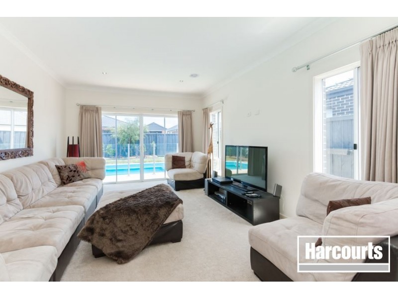 3 Celsius Drive, Cranbourne North VIC 3977