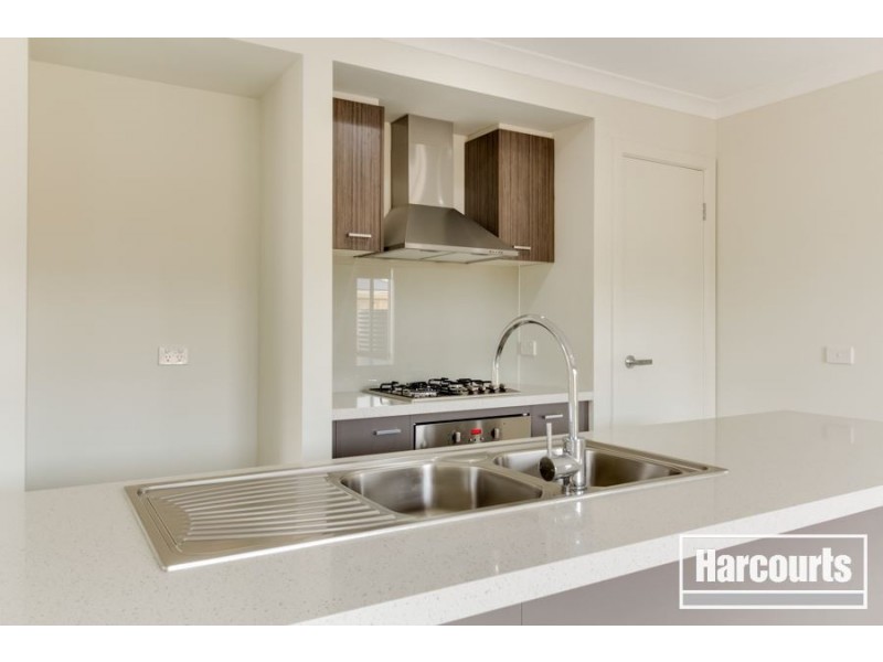 61 Tamara Circuit, Langwarrin VIC 3910
