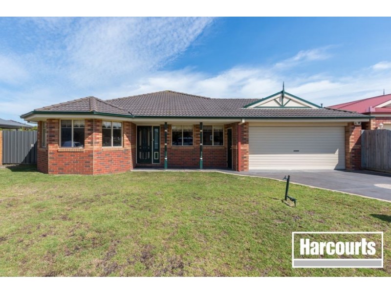 3 Saunton Drive, Cranbourne VIC 3977