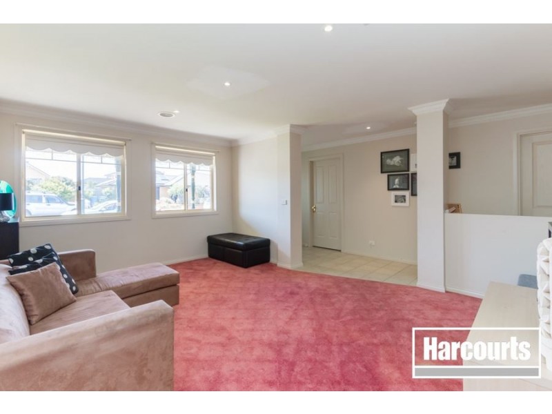 3 Saunton Drive, Cranbourne VIC 3977