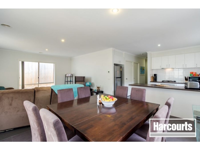 24/105 McMahons Road, Frankston VIC 3199