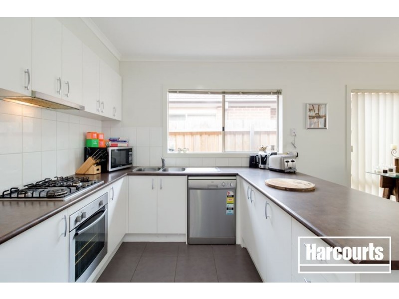 24/105 McMahons Road, Frankston VIC 3199