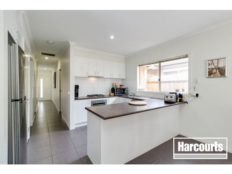 24/105 McMahons Road, Frankston VIC 3199