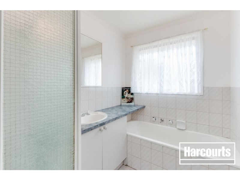 11 Kurrajong Court, Cranbourne North VIC 3977