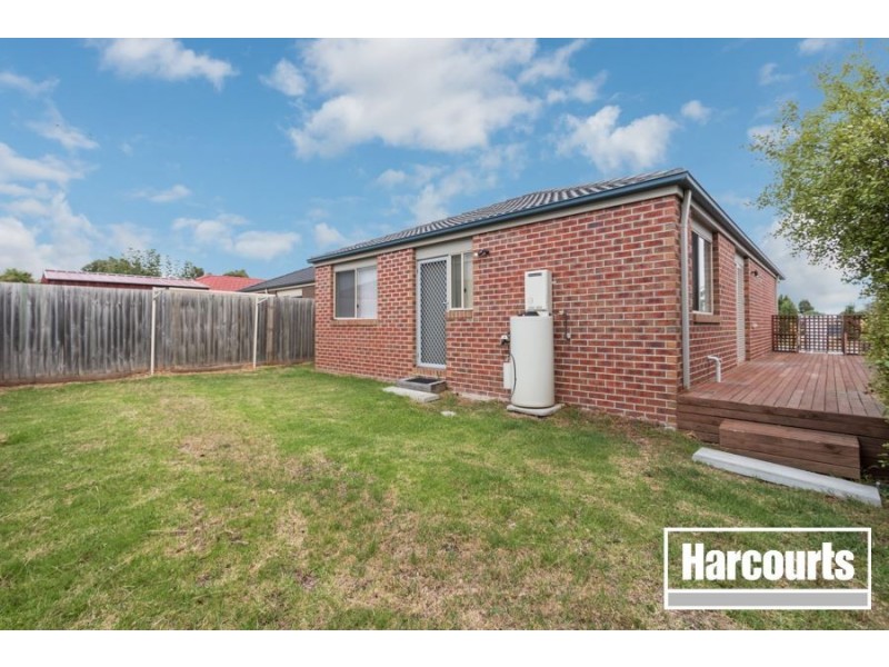 56 Bellarine Drive, Cranbourne VIC 3977