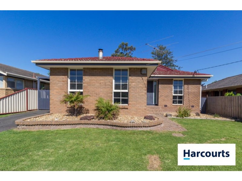 9 Arnold Street, Cranbourne VIC 3977