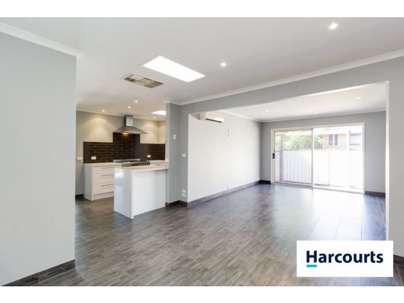 9 Arnold Street, Cranbourne VIC 3977