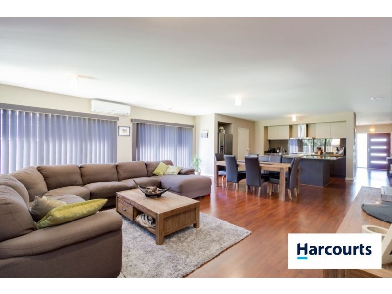 27 Duce Street, Cranbourne East VIC 3977