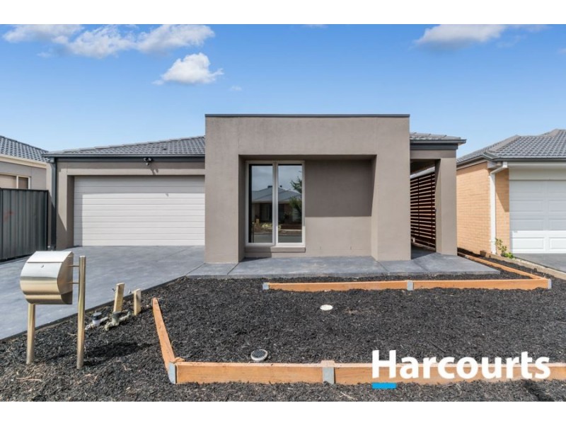 12 Morphetville Street, Clyde North VIC 3978