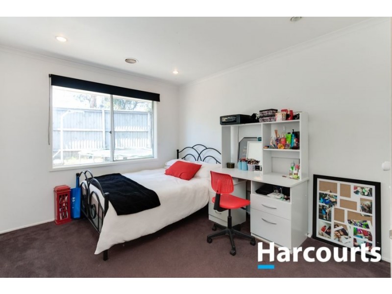 28 Gilmore Crescent, Lynbrook VIC 3975