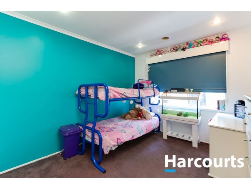 28 Gilmore Crescent, Lynbrook VIC 3975