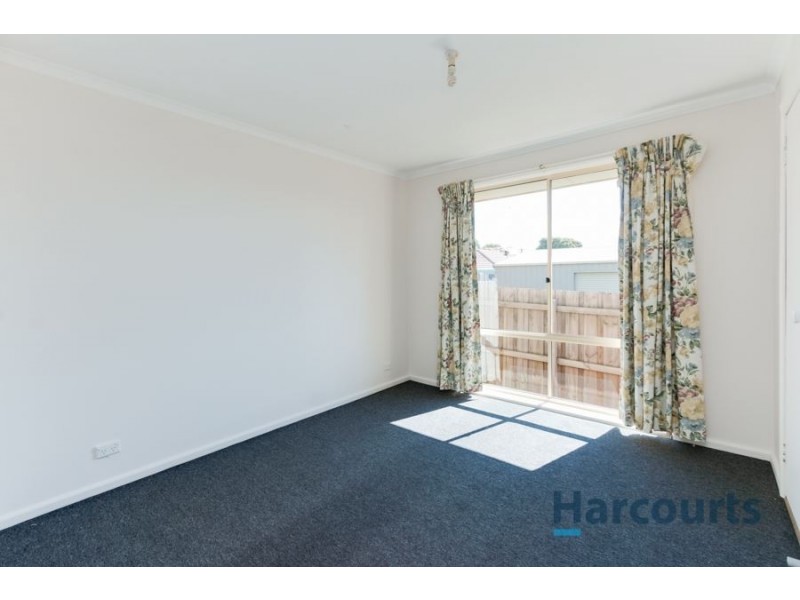 2/25 Rouse Street, Cranbourne VIC 3977