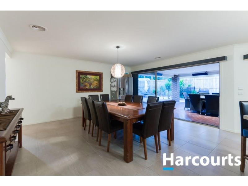 19 Duce Street, Cranbourne East VIC 3977
