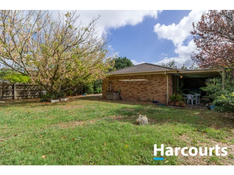 64 Kurrajong Road, Narre Warren VIC 3805