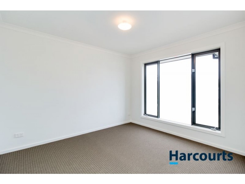 30 Cortula Road, Cranbourne East VIC 3977