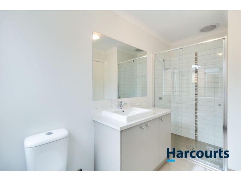 30 Cortula Road, Cranbourne East VIC 3977