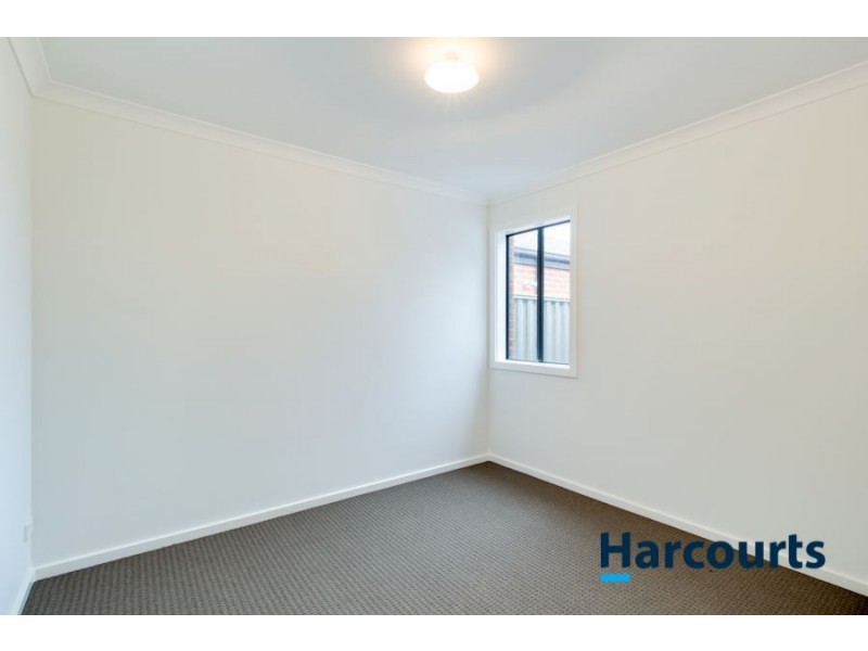 30 Cortula Road, Cranbourne East VIC 3977