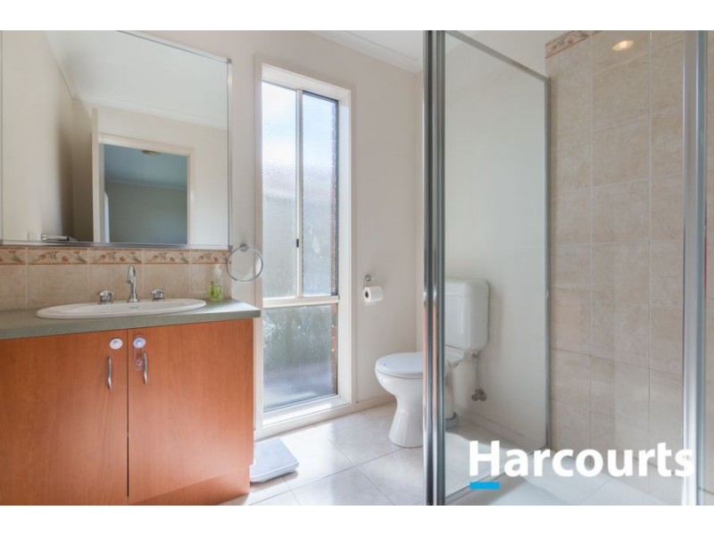 43 Briarcrest Drive, Cranbourne East VIC 3977