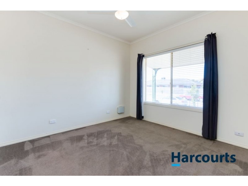 54 Springhill Drive, Cranbourne VIC 3977