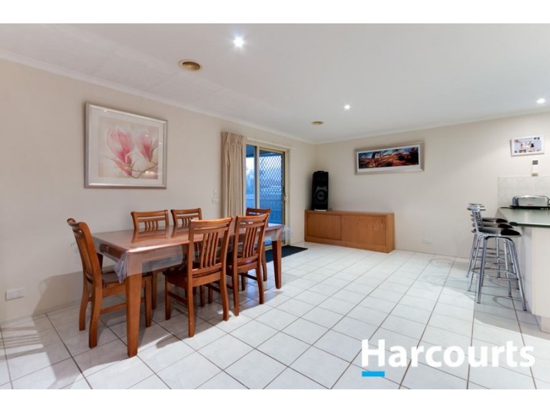 9 Dartmoor Drive, Cranbourne East VIC 3977